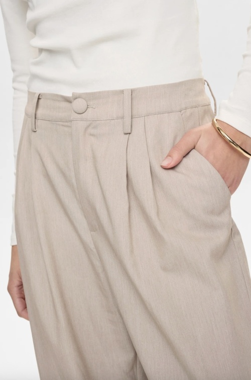 NUFLORIA PÜKSID MS26 - 5718