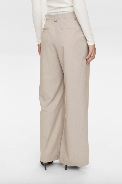 NUFLORIA PÜKSID MS26 - 5718